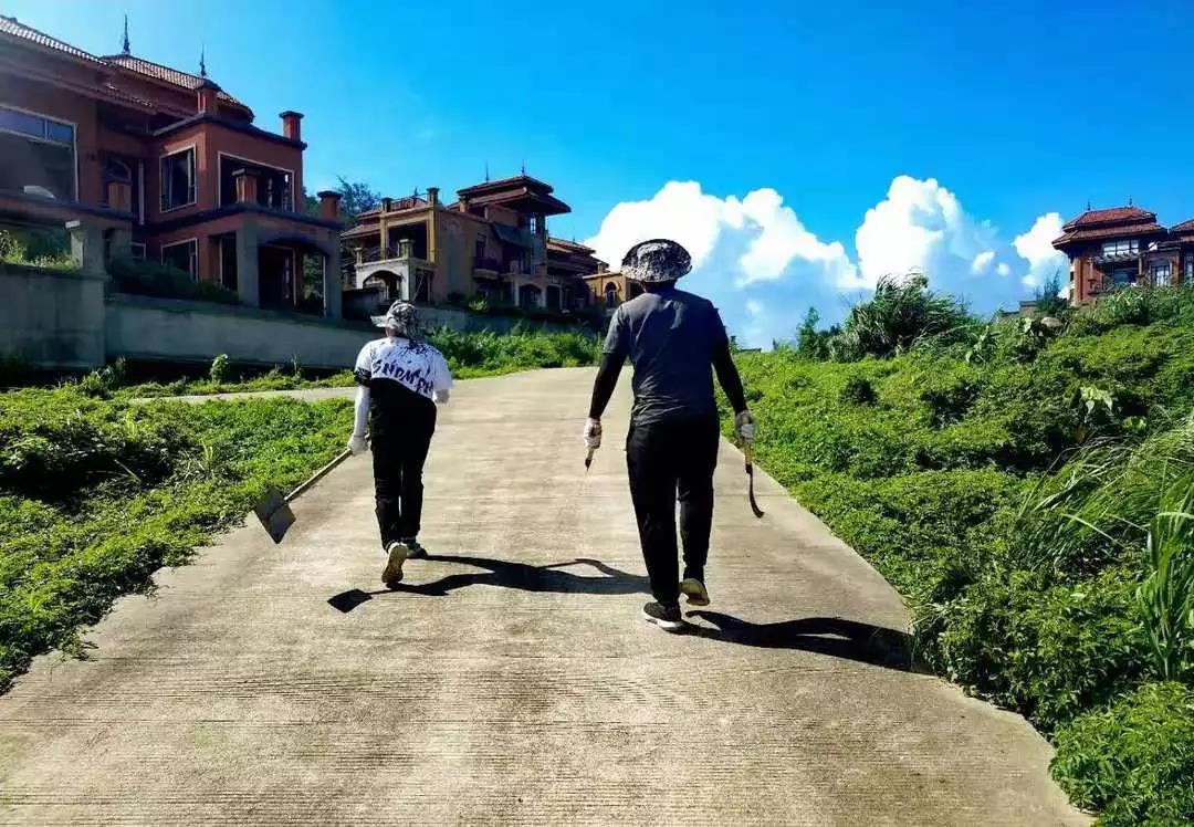 �������ŵ���Ŀ��ʵح����û�а��ߵ�·��ÿһ����������