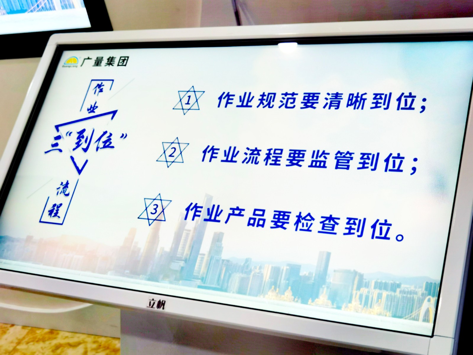 1629334128861125 1629334128861125