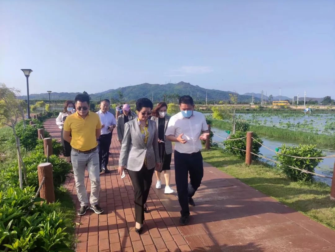 1675393642517911 1675393642517911