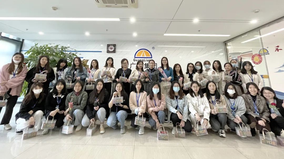 1675395160728135 1675395160728135