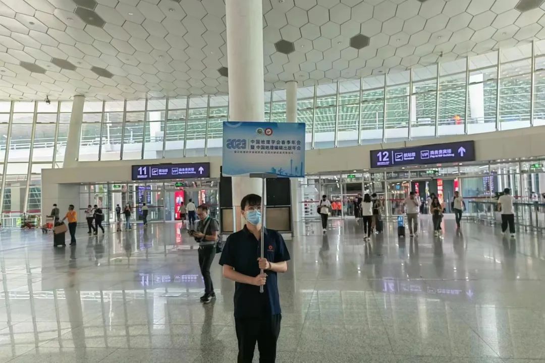 1685341854391077 281.jpg