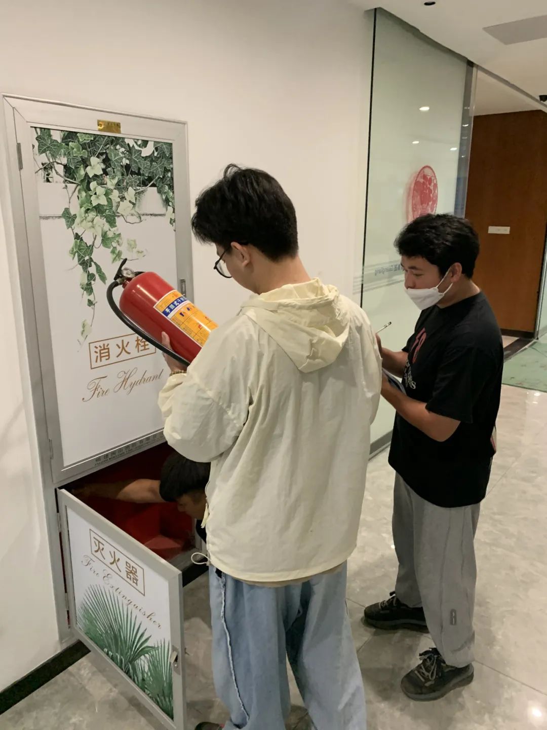 1689758498516341 391.jpg