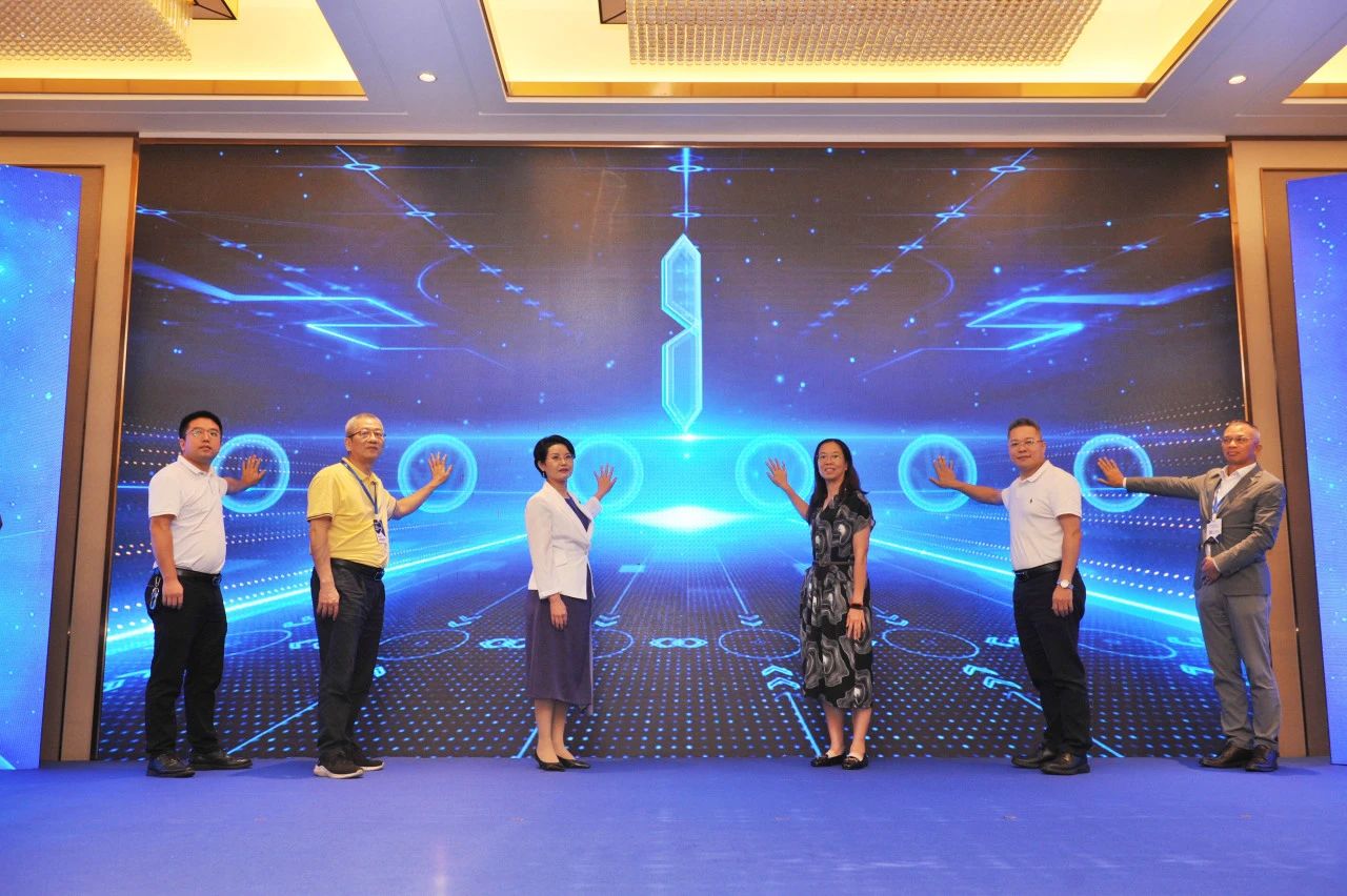 1693361452386409 443.jpg