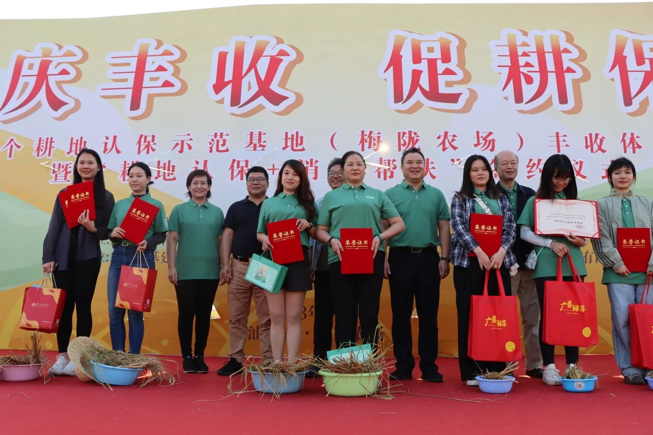 1701156337533474 650.jpg