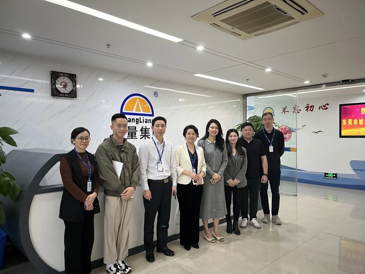 1705658475818106 765.jpg