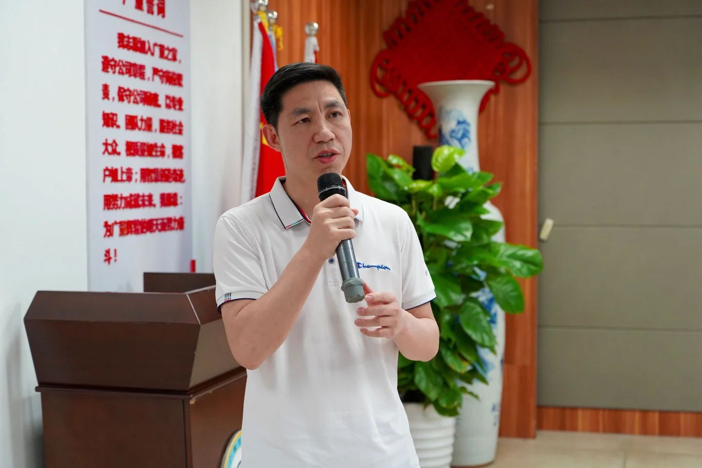 1714272443726523 801.jpg